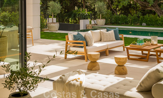 Villa de diseño español en venta, a pasos del campo de golf en Marbella - Benahavis 45493 