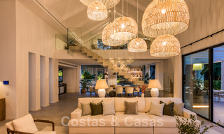 Villa de diseño español en venta, a pasos del campo de golf en Marbella - Benahavis 45503 