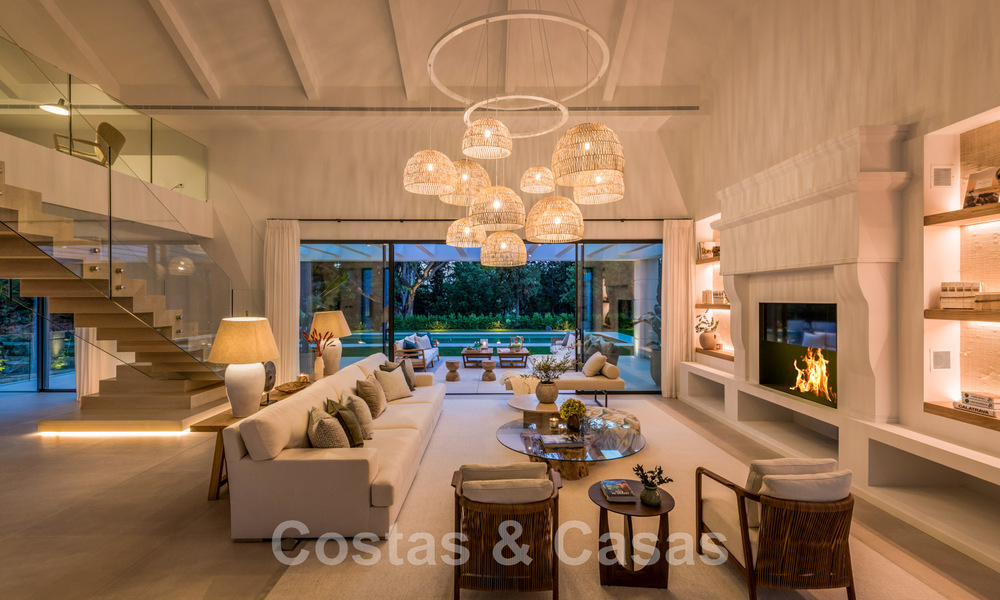 Villa de diseño español en venta, a pasos del campo de golf en Marbella - Benahavis 45524