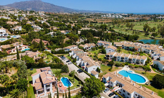 Amplia y encantadora villa de lujo en venta, en una urbanización residencial preferida en la Nueva Milla de Oro, Benahavis - Marbella 45623 