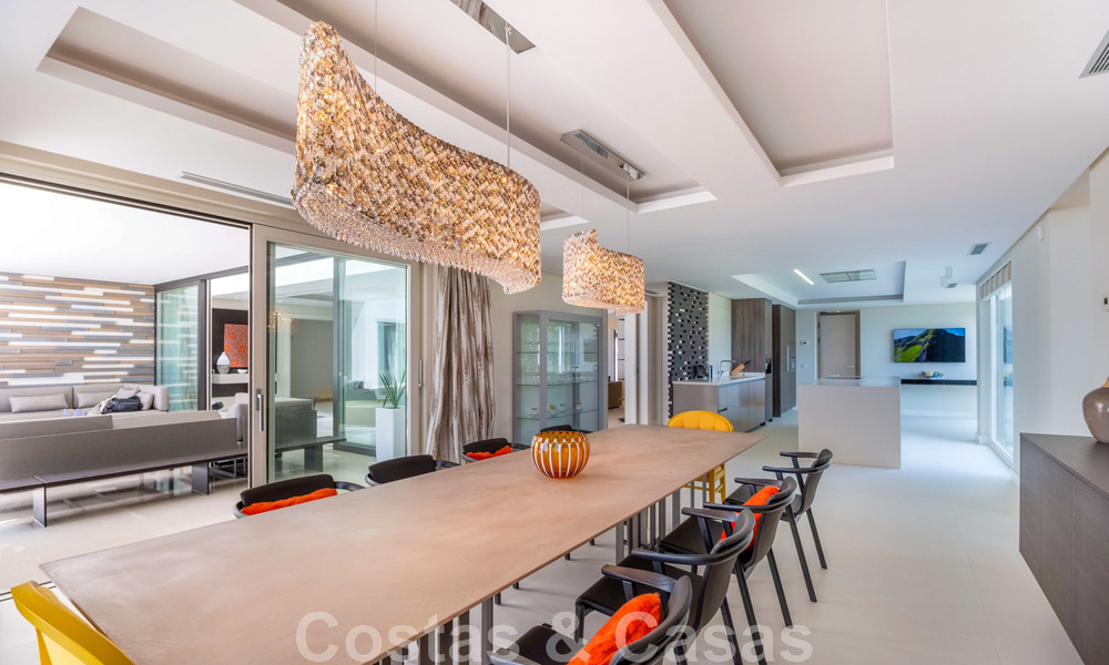 Villa contemporánea de lujo en venta con vistas al mar en el complejo más exclusivo de La Zagaleta en Benahavis - Marbella 45158