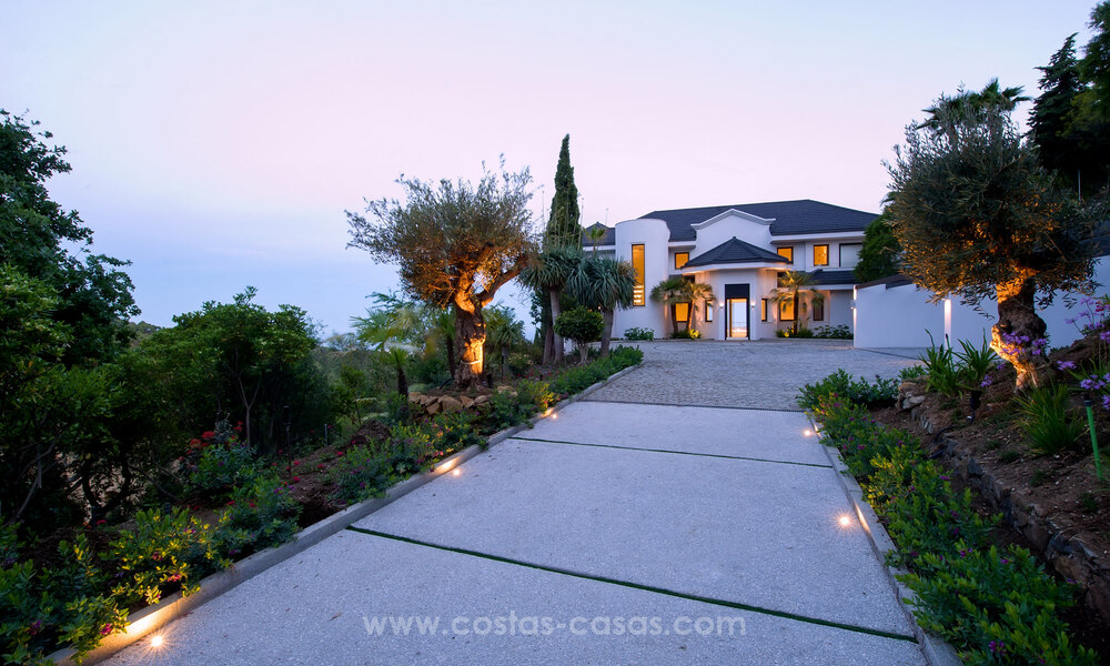 Villa contemporánea de lujo en venta con vistas al mar en el complejo más exclusivo de La Zagaleta en Benahavis - Marbella 45228