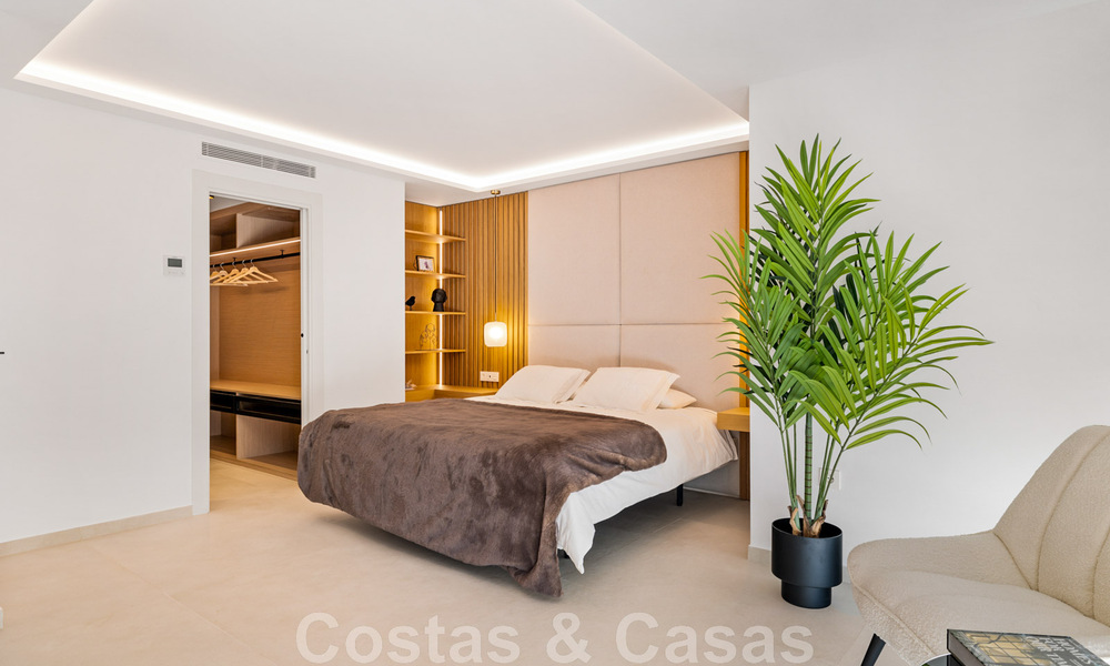 Amplio ático de lujo totalmente reformado en venta con vistas al mar en Benahavis - Marbella 45292