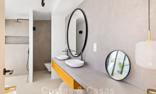 Amplio ático de lujo totalmente reformado en venta con vistas al mar en Benahavis - Marbella 45295 