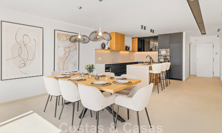 Amplio ático de lujo totalmente reformado en venta con vistas al mar en Benahavis - Marbella 45306 