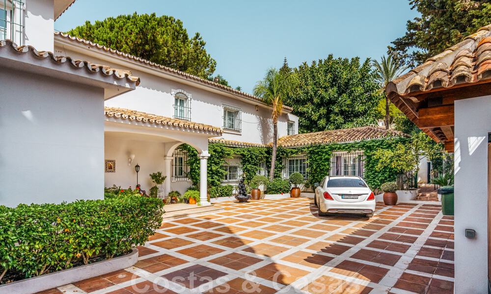 Villa de lujo mediterránea única en venta, en el corazón de la Milla de Oro de Marbella 46180