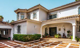 Villa de lujo mediterránea única en venta, en el corazón de la Milla de Oro de Marbella 46181 