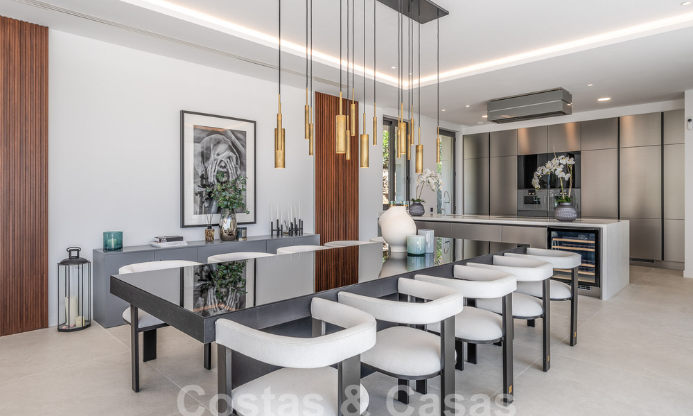 Nueva villa de diseño modernista en venta con vistas panorámicas, situada en la Nueva Milla de Oro de Marbella - Benahavís 53651
