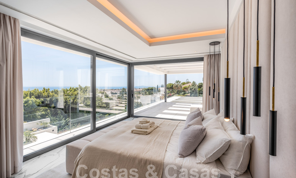 Nueva villa de diseño modernista en venta con vistas panorámicas, situada en la Nueva Milla de Oro de Marbella - Benahavís 53656