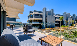 Moderno apartamento de 3 dormitorios en alquilar en un complejo de golf en la Nueva Milla de Oro, entre Marbella y Estepona 45540 