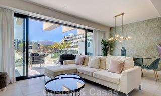 Moderno apartamento de 3 dormitorios en alquilar en un complejo de golf en la Nueva Milla de Oro, entre Marbella y Estepona 45548 