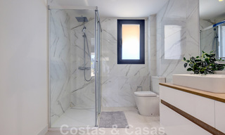 Moderno apartamento de 3 dormitorios en alquilar en un complejo de golf en la Nueva Milla de Oro, entre Marbella y Estepona 45571 