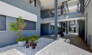 Moderno apartamento de 3 dormitorios en alquilar en un complejo de golf en la Nueva Milla de Oro, entre Marbella y Estepona 45586 