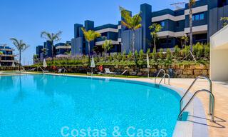 Moderno apartamento de 3 dormitorios en alquilar en un complejo de golf en la Nueva Milla de Oro, entre Marbella y Estepona 45588 