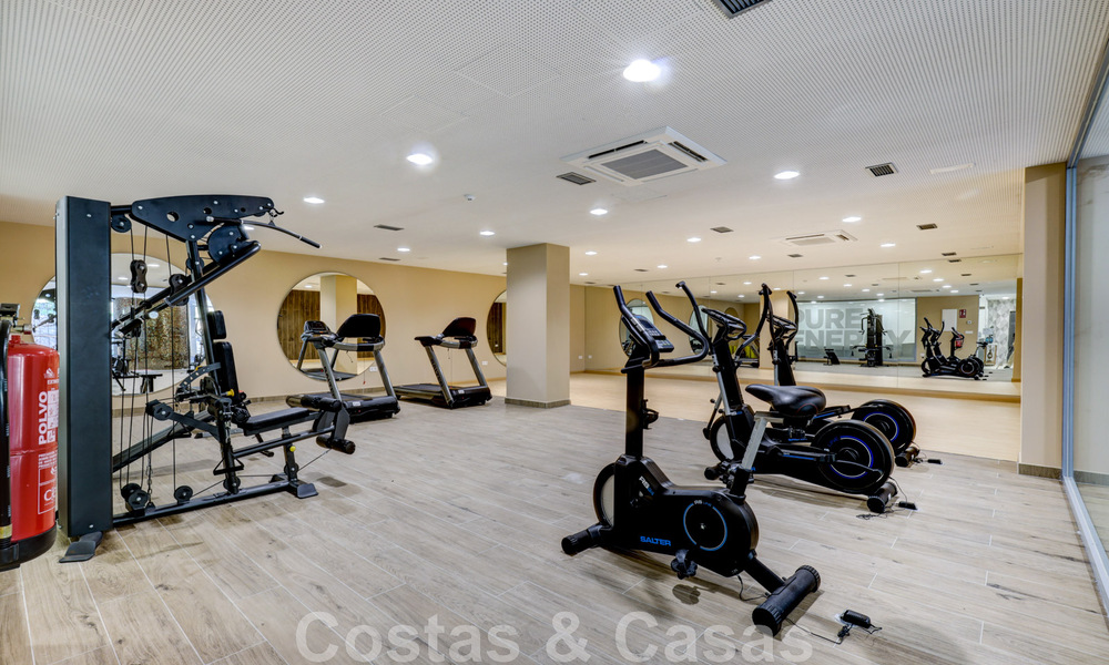 Moderno apartamento de 3 dormitorios en alquilar en un complejo de golf en la Nueva Milla de Oro, entre Marbella y Estepona 45589