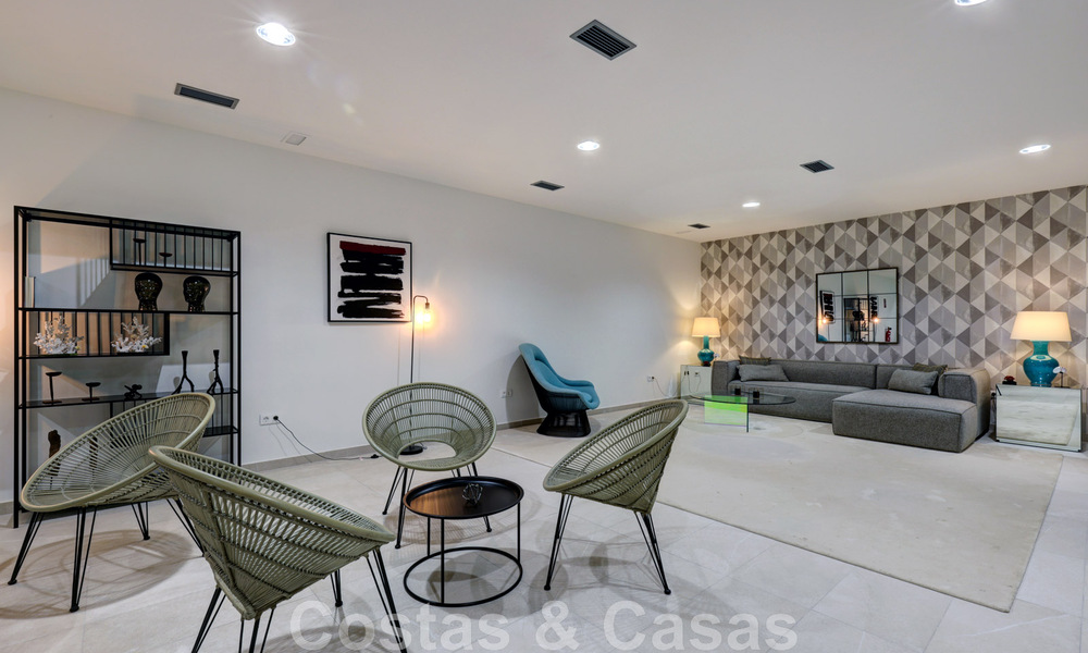 Moderno apartamento de 3 dormitorios en alquilar en un complejo de golf en la Nueva Milla de Oro, entre Marbella y Estepona 45594