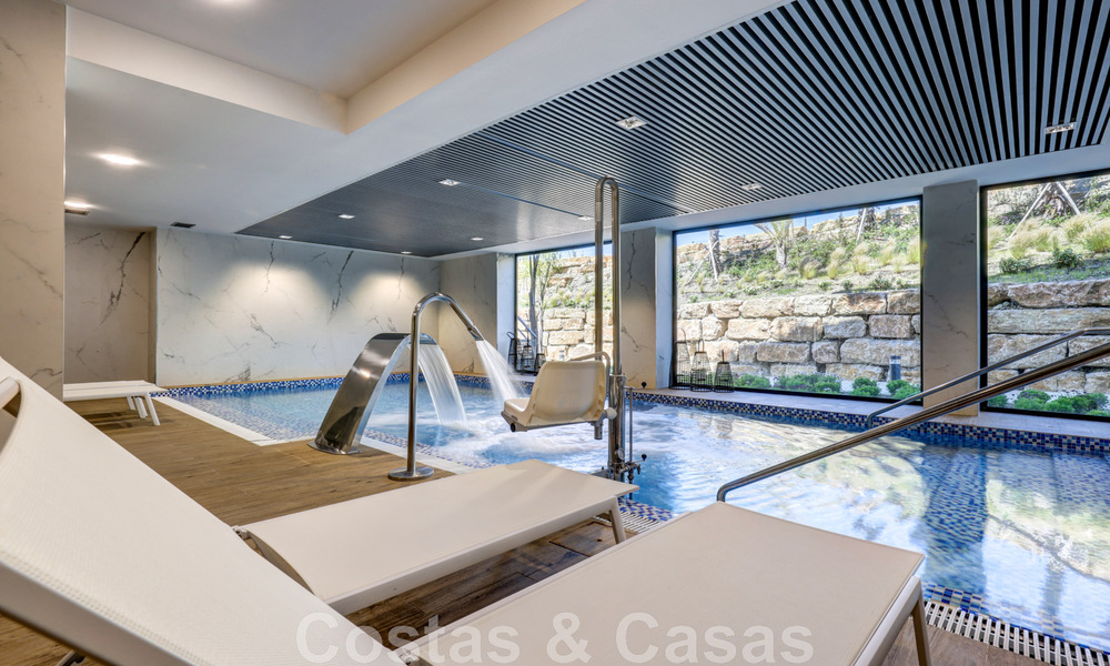 Moderno apartamento de 3 dormitorios en alquilar en un complejo de golf en la Nueva Milla de Oro, entre Marbella y Estepona 45595