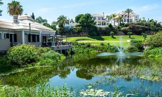 Moderno apartamento de 3 dormitorios en alquilar en un complejo de golf en la Nueva Milla de Oro, entre Marbella y Estepona 45600 