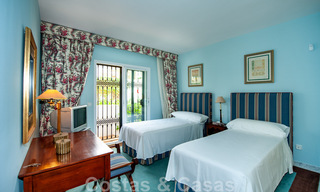 Apartamentos en primera línea de playa en venta en Puente Romano, con vistas al mar, en la Milla de Oro de Marbella 45676 