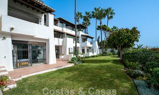 Apartamentos en primera línea de playa en venta en Puente Romano, con vistas al mar, en la Milla de Oro de Marbella 45686 