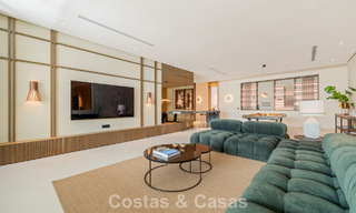Villa de diseño vanguardista en venta con numerosas comodidades de lujo en Nueva Andalucía, Marbella 786102 