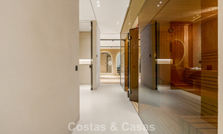 Villa de diseño vanguardista en venta con numerosas comodidades de lujo en Nueva Andalucía, Marbella 786111 