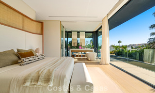 Villa de diseño vanguardista en venta con numerosas comodidades de lujo en Nueva Andalucía, Marbella 786120 