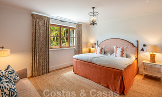 Villa de estilo boutique en venta, a un paso de la playa en la codiciada Milla de Oro de Marbella 45725 