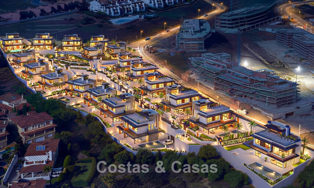 Elegantes y modernas villas de nueva construcción en venta con vistas panorámicas cerca del golf en el valle de Mijas en la Costa del Sol 795612