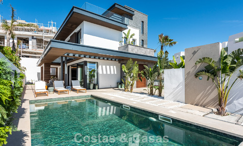 Elegantes y modernas villas de nueva construcción en venta con vistas panorámicas cerca del golf en el valle de Mijas en la Costa del Sol 797838