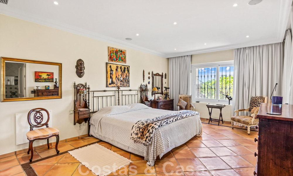 Formidable villa familiar mediterránea en venta con vistas panorámicas en un complejo de golf prestigioso en Benahavis - Marbella 45772