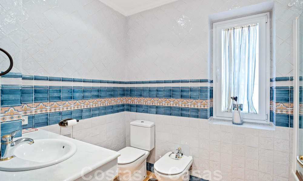 Formidable villa familiar mediterránea en venta con vistas panorámicas en un complejo de golf prestigioso en Benahavis - Marbella 45775