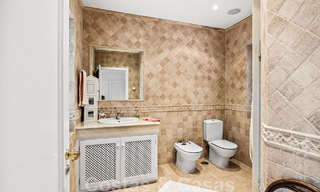 Formidable villa familiar mediterránea en venta con vistas panorámicas en un complejo de golf prestigioso en Benahavis - Marbella 45777 