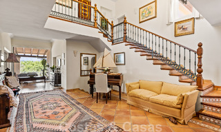 Formidable villa familiar mediterránea en venta con vistas panorámicas en un complejo de golf prestigioso en Benahavis - Marbella 45779 