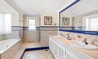 Formidable villa familiar mediterránea en venta con vistas panorámicas en un complejo de golf prestigioso en Benahavis - Marbella 45785 