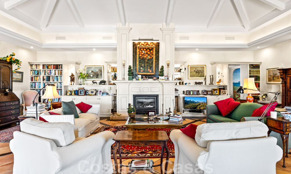 Formidable villa familiar mediterránea en venta con vistas panorámicas en un complejo de golf prestigioso en Benahavis - Marbella 45787