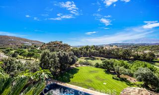 Formidable villa familiar mediterránea en venta con vistas panorámicas en un complejo de golf prestigioso en Benahavis - Marbella 45797 