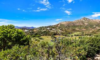 Formidable villa familiar mediterránea en venta con vistas panorámicas en un complejo de golf prestigioso en Benahavis - Marbella 45798 