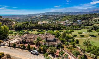 Formidable villa familiar mediterránea en venta con vistas panorámicas en un complejo de golf prestigioso en Benahavis - Marbella 45803 