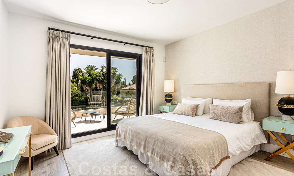 Villa contemporánea de lujo en venta, a poca distancia de Puerto Banús y la playa en San Pedro, Marbella 46202