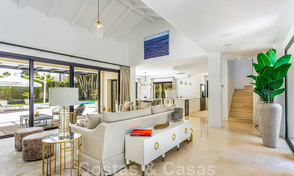 Villa contemporánea de lujo en venta, a poca distancia de Puerto Banús y la playa en San Pedro, Marbella 46212