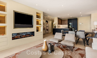 Se vende apartamento recién reformado, listo para entrar a vivir, en un complejo de playa, con vistas al mar en la Nueva Milla de Oro, Estepona 46737 