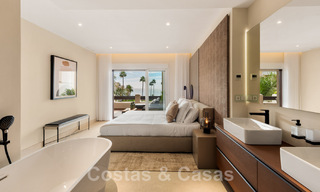 Se vende apartamento recién reformado, listo para entrar a vivir, en un complejo de playa, con vistas al mar en la Nueva Milla de Oro, Estepona 46747 