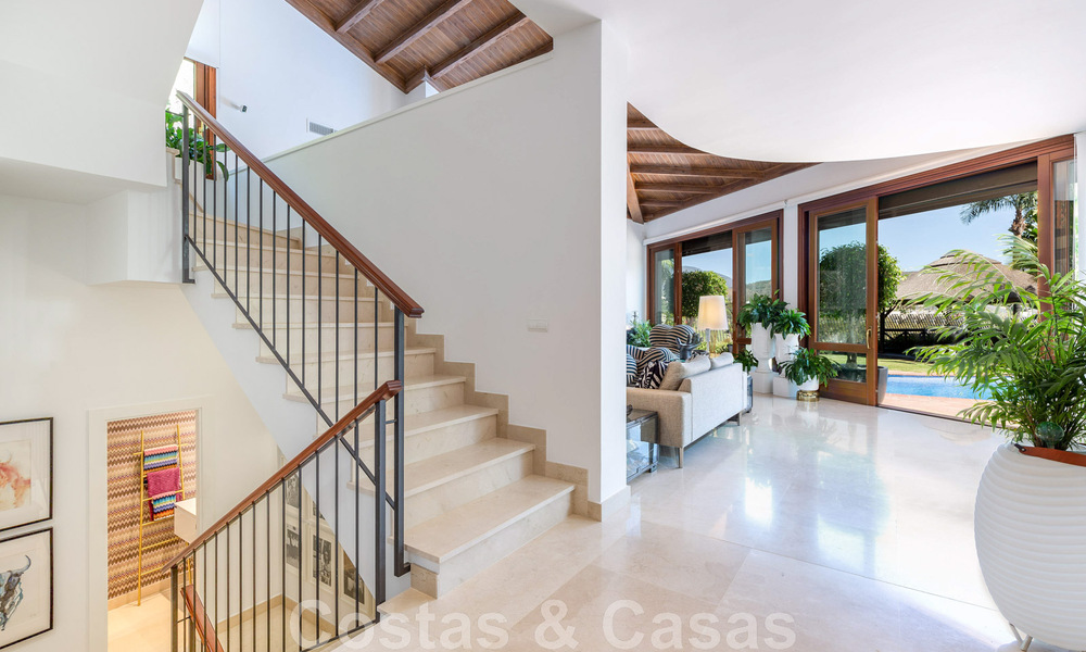 Exclusiva villa de lujo mediterránea en venta con vistas al campo de golf en la codiciada zona residencial de La Quinta, Benahavís - Marbella 48449