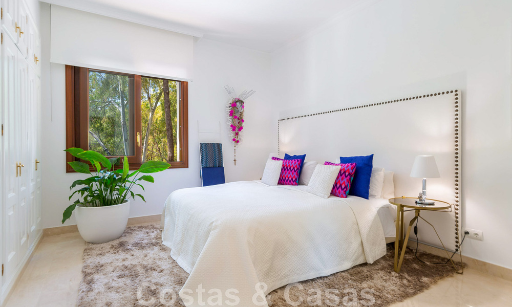 Exclusiva villa de lujo mediterránea en venta con vistas al campo de golf en la codiciada zona residencial de La Quinta, Benahavís - Marbella 48457