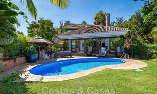 Exclusiva villa de lujo mediterránea en venta con vistas al campo de golf en la codiciada zona residencial de La Quinta, Benahavís - Marbella 48463 