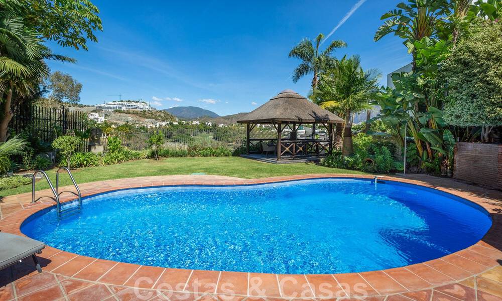 Exclusiva villa de lujo mediterránea en venta con vistas al campo de golf en la codiciada zona residencial de La Quinta, Benahavís - Marbella 48464
