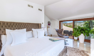 Exclusiva villa de lujo mediterránea en venta con vistas al campo de golf en la codiciada zona residencial de La Quinta, Benahavís - Marbella 48467 