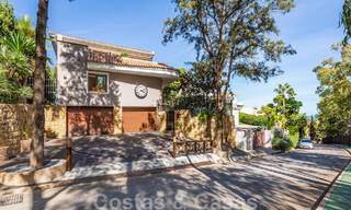 Exclusiva villa de lujo mediterránea en venta con vistas al campo de golf en la codiciada zona residencial de La Quinta, Benahavís - Marbella 48485 