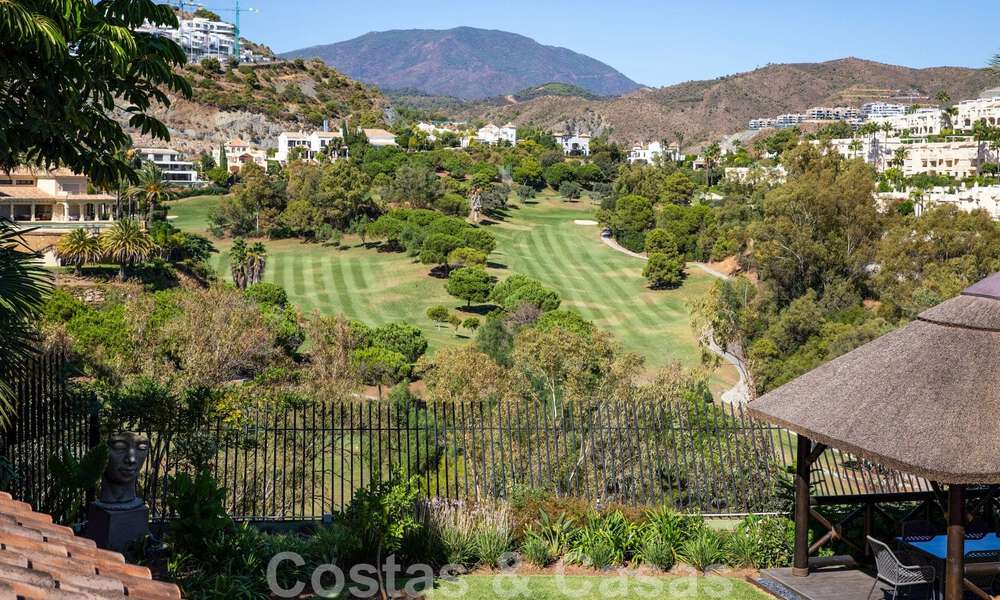 Exclusiva villa de lujo mediterránea en venta con vistas al campo de golf en la codiciada zona residencial de La Quinta, Benahavís - Marbella 48490